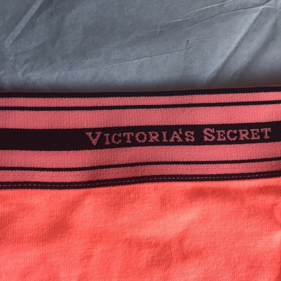 NWT. Victoria’s Secret Hiphugger panty. Neon orange. VS Logo on WB Vintage - Picture 3 of 7